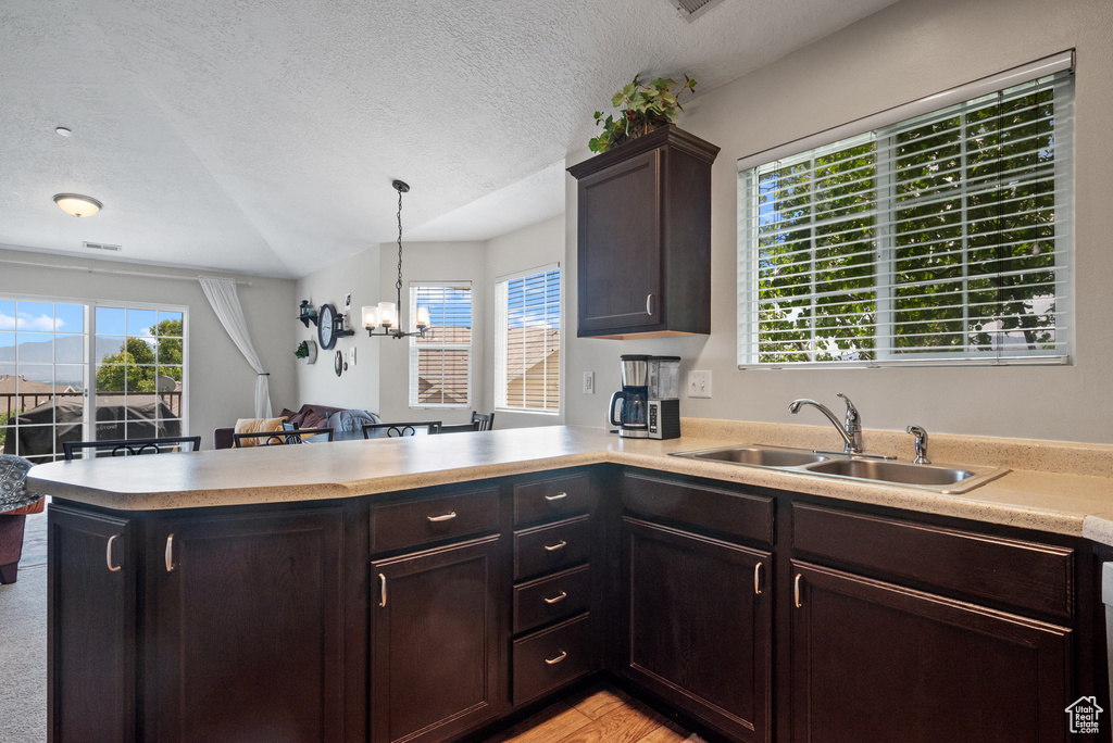 141 W SUNCREST LN Saratoga Springs, UT 84045