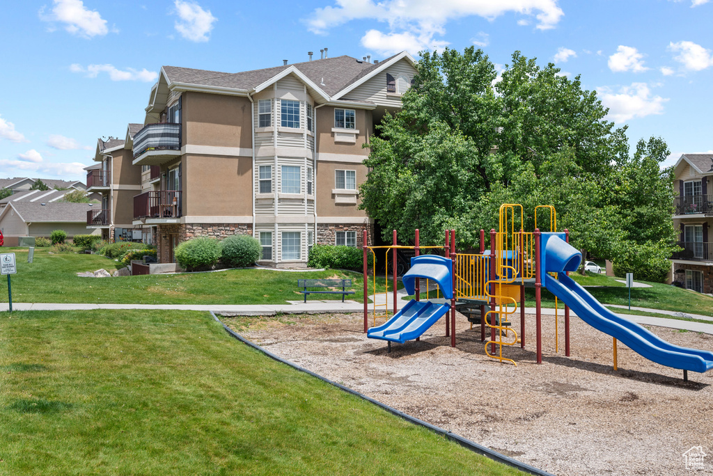 141 W SUNCREST LN Saratoga Springs, UT 84045