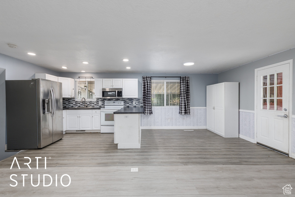 4328 S 2175 W Roy, UT 84067