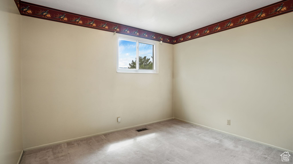7488 S BLACKFRIAR CIR West Jordan, UT 84084