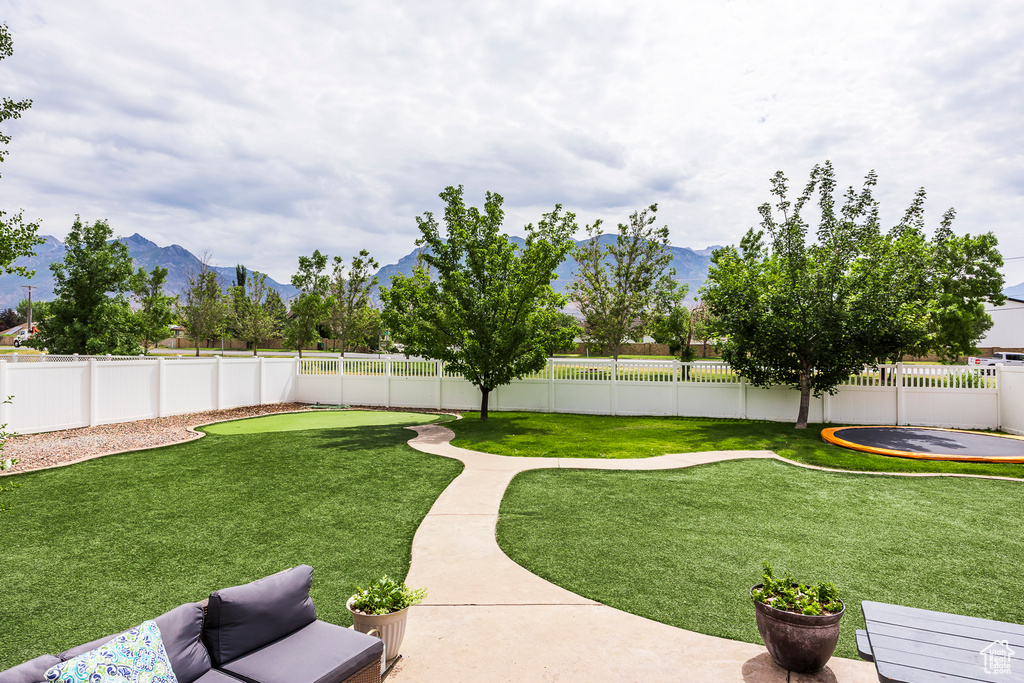 9768 N 5520 W Highland, UT 84003