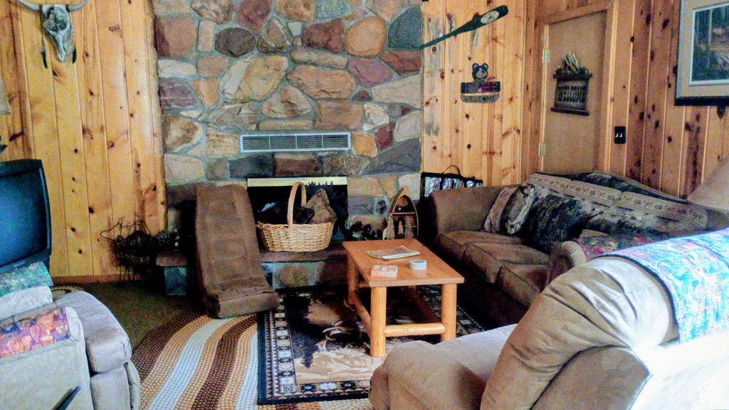 6635 N LOWRY RD Orangeville, UT 84537