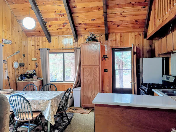 6635 N LOWRY RD Orangeville, UT 84537