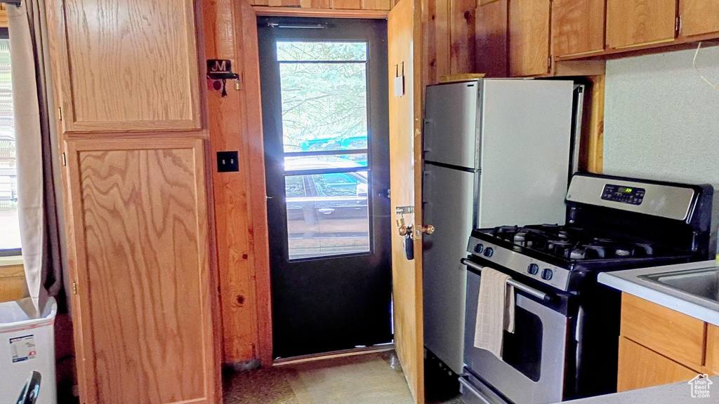 6635 N LOWRY RD Orangeville, UT 84537