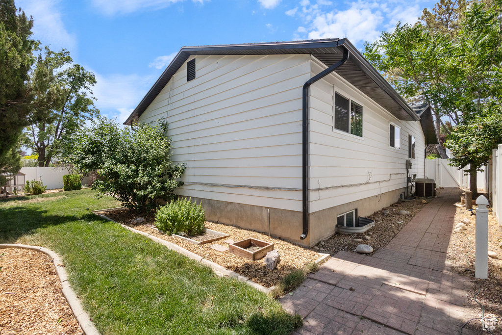 9499 S 220 E Sandy, UT 84070
