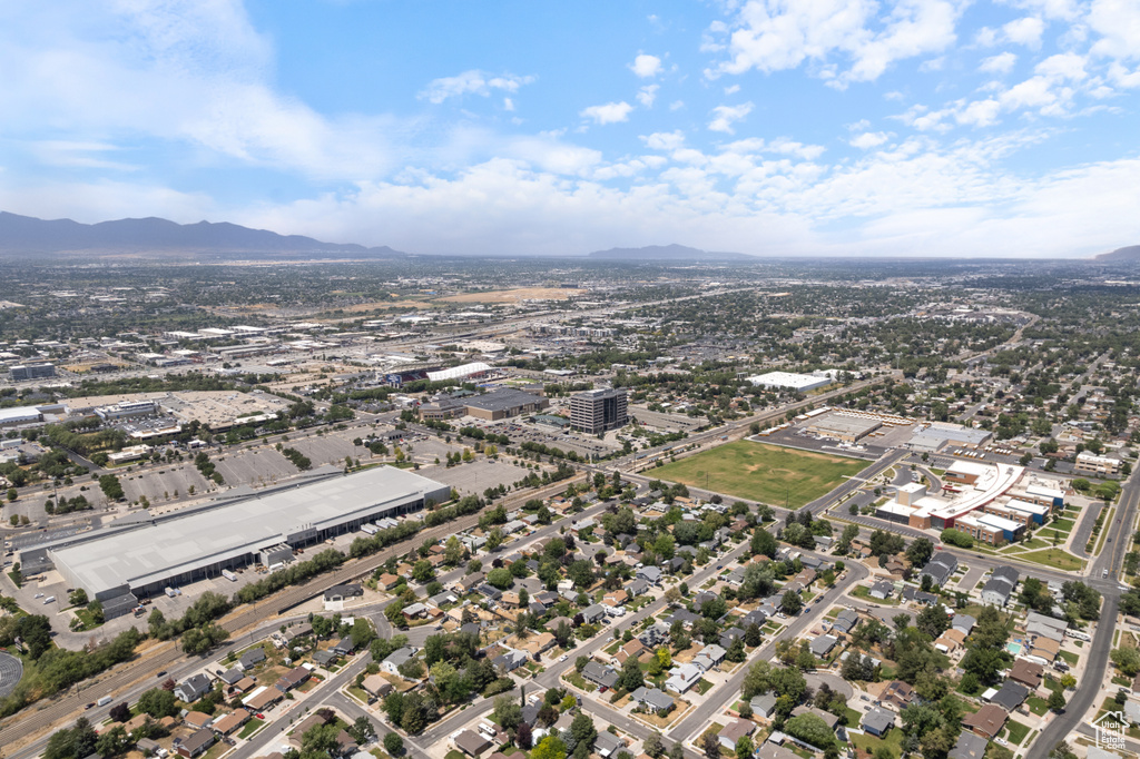 9499 S 220 E Sandy, UT 84070