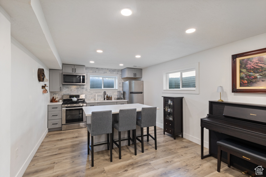 9499 S 220 E Sandy, UT 84070