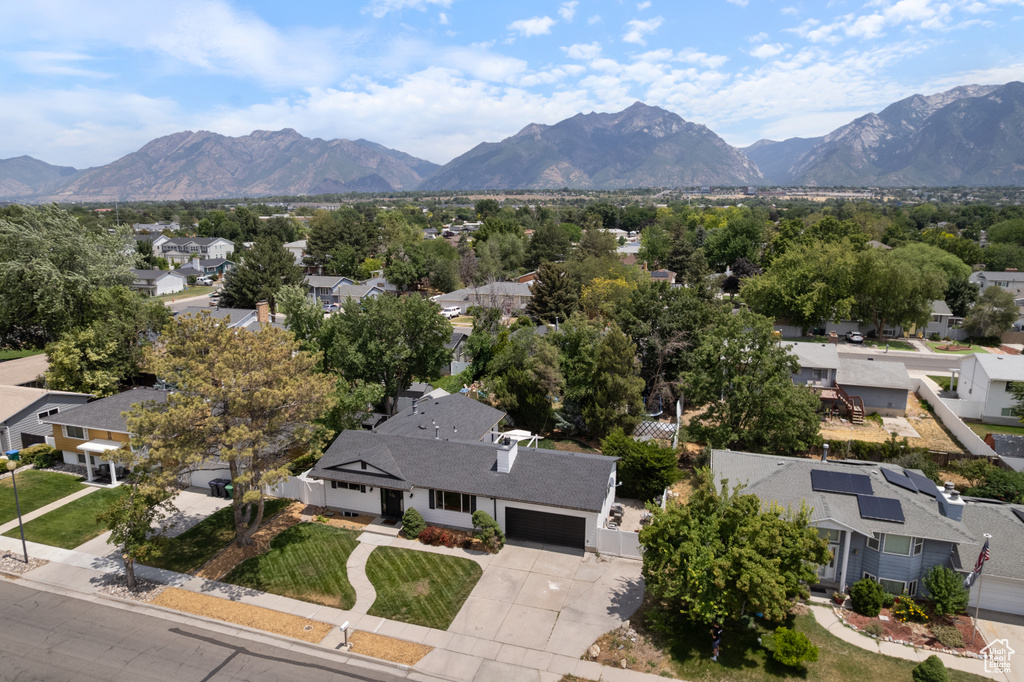 9499 S 220 E Sandy, UT 84070