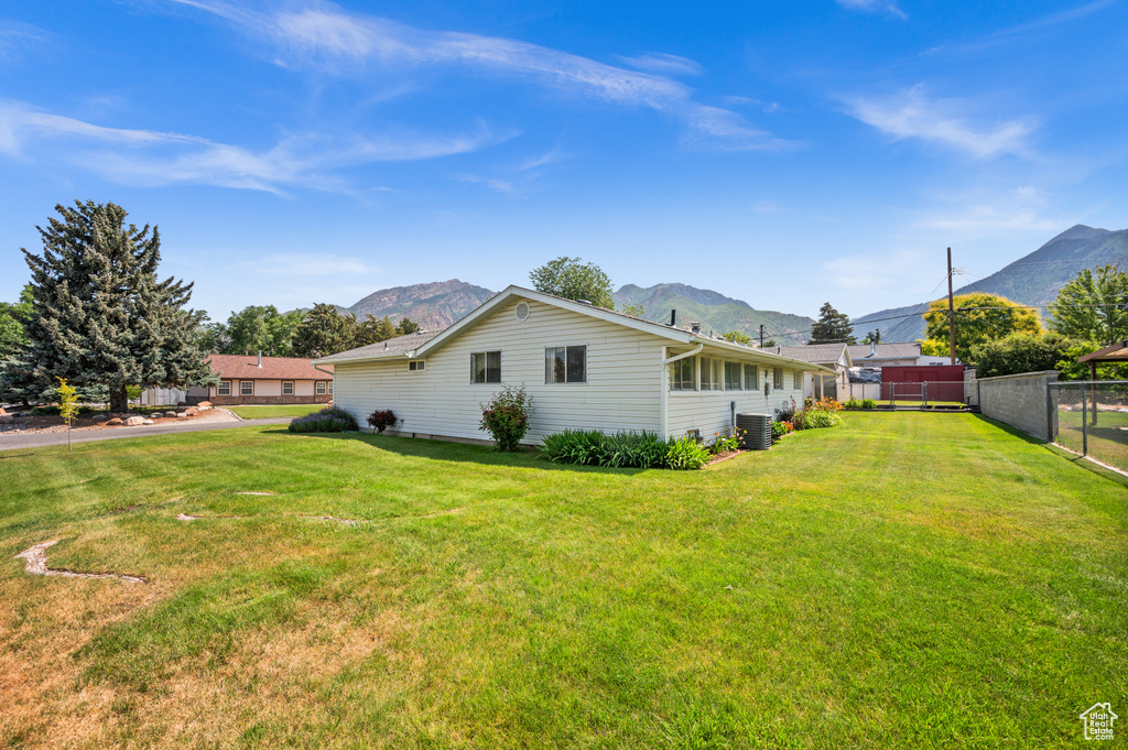 2944 E 7230 S Cottonwood Heights, UT 84121