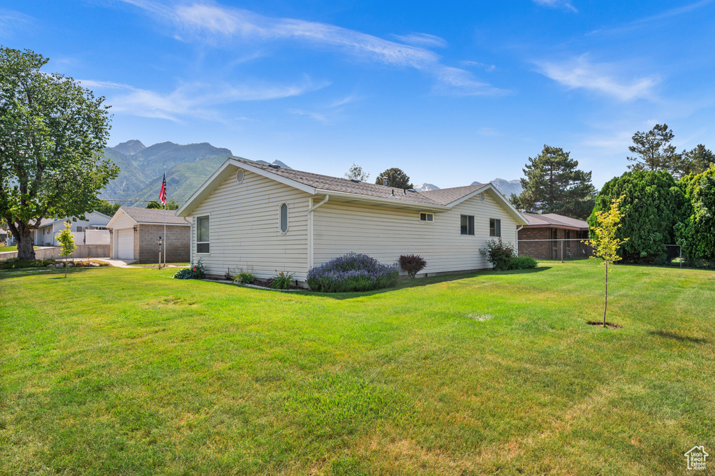 2944 E 7230 S Cottonwood Heights, UT 84121