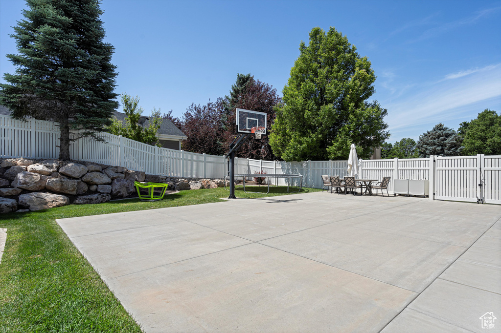 5040 S 1450 E Ogden, UT 84403