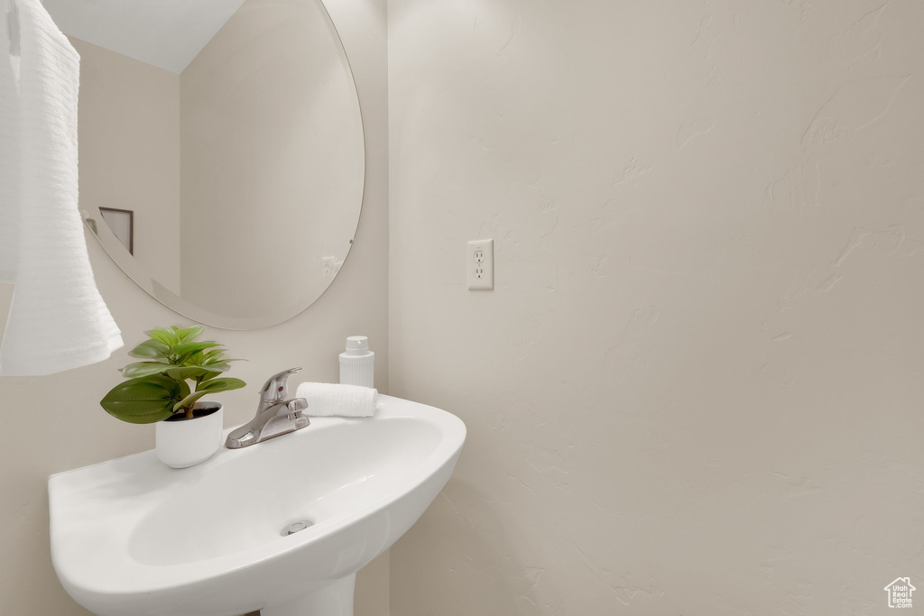 Bathroom featuring a sink