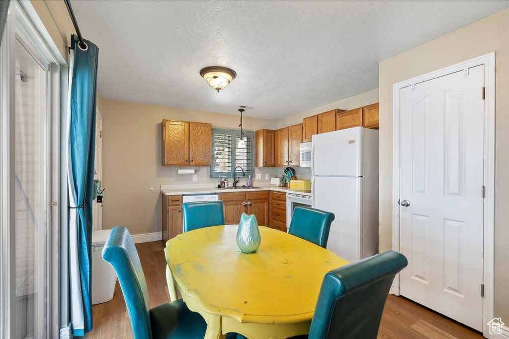 3042 S FESTIVAL DR West Valley City, UT 84120
