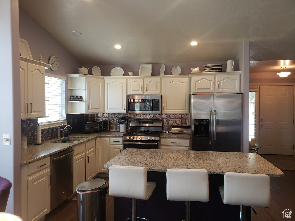 62 S 100 E Kaysville, UT 84037