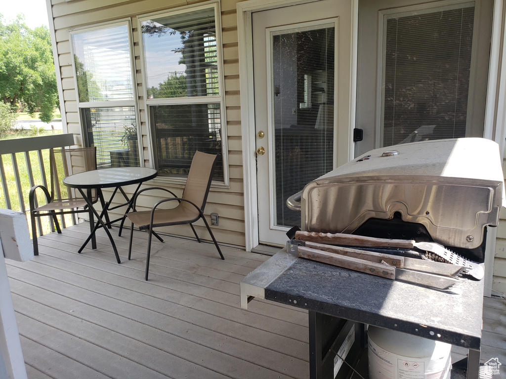 62 S 100 E Kaysville, UT 84037