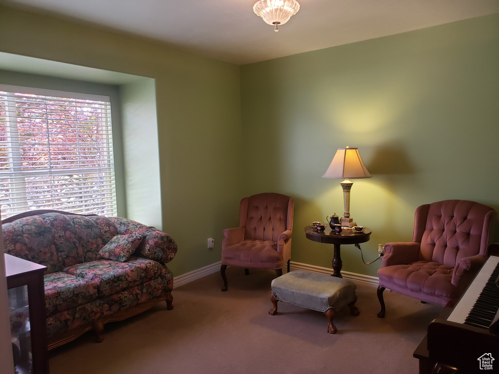 62 S 100 E Kaysville, UT 84037