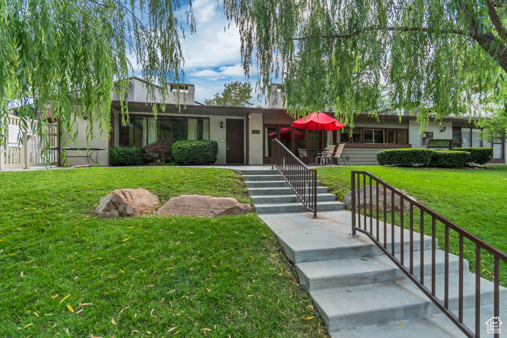 5398 S TONALEA DR Salt Lake City, UT 84107
