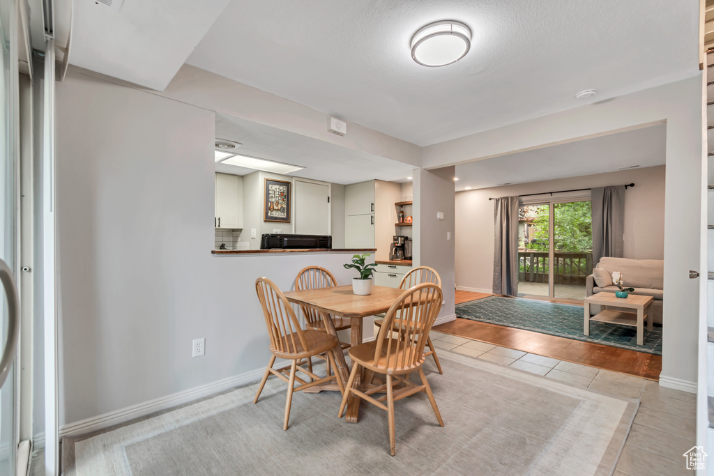 5398 S TONALEA DR Salt Lake City, UT 84107