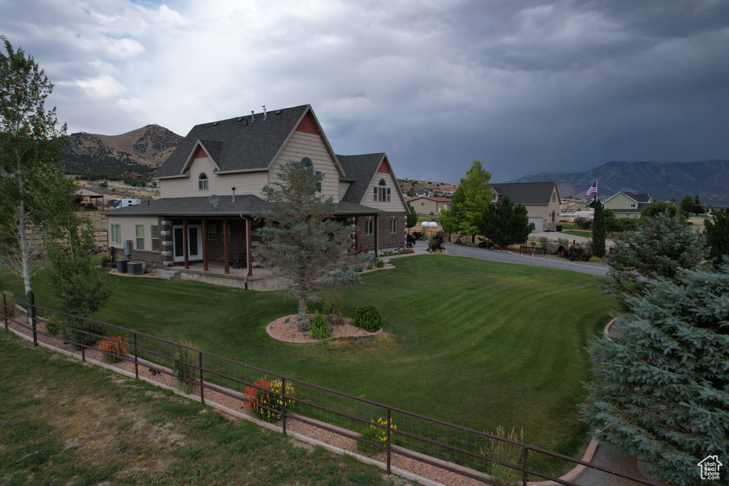 2586 W DEER DR Stockton, UT 84071