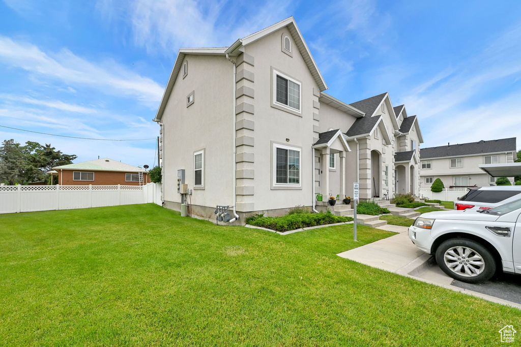 2221 W DAVENSHIRE LN Taylorsville, UT 84129