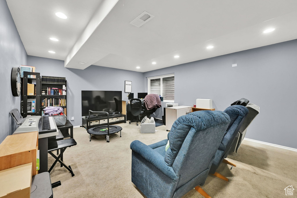2221 W DAVENSHIRE LN Taylorsville, UT 84129