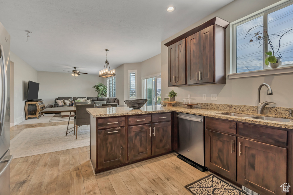 898 W FREEDOM WAY Bluffdale, UT 84065