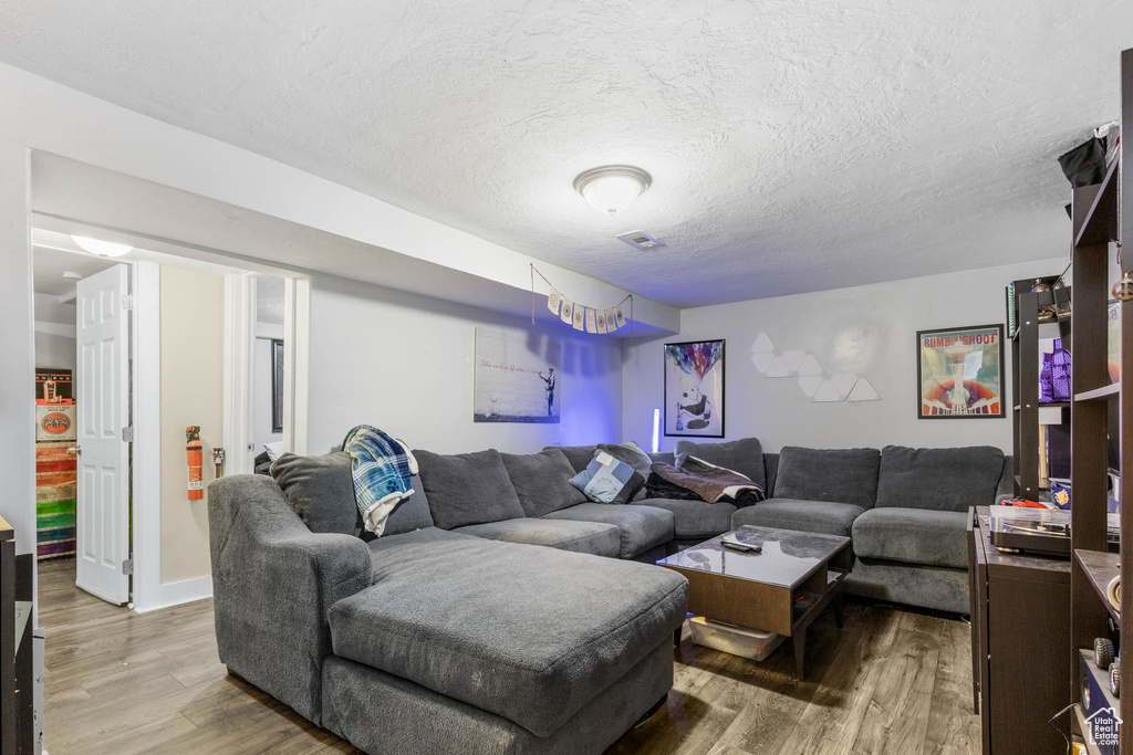 2660 S 8550 W Magna, UT 84044