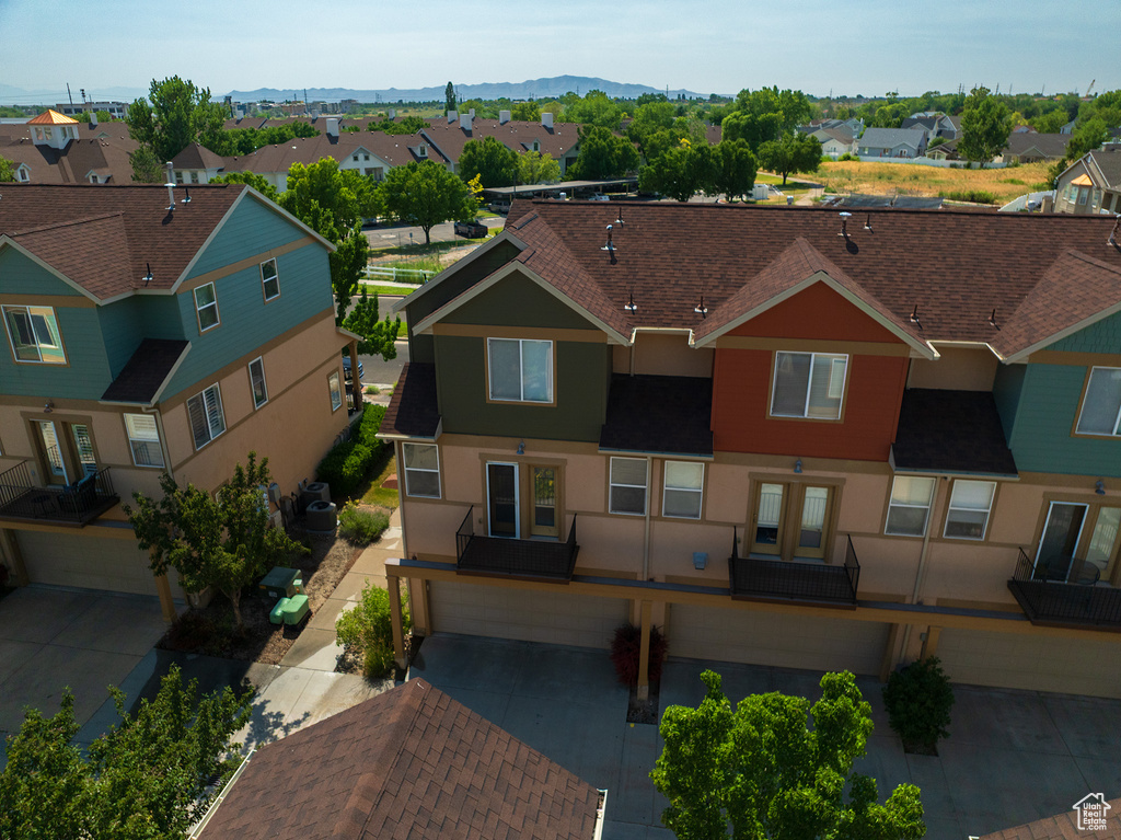 Aerial perspective of suburban area with mountains