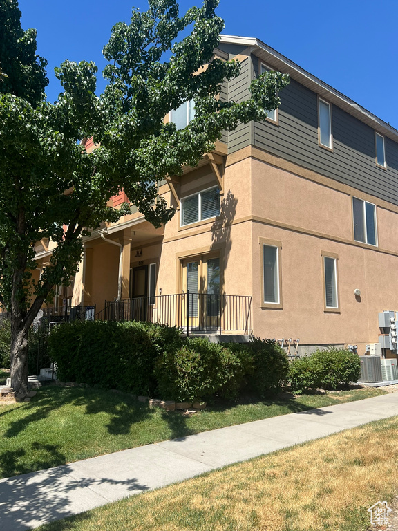 View of building exterior