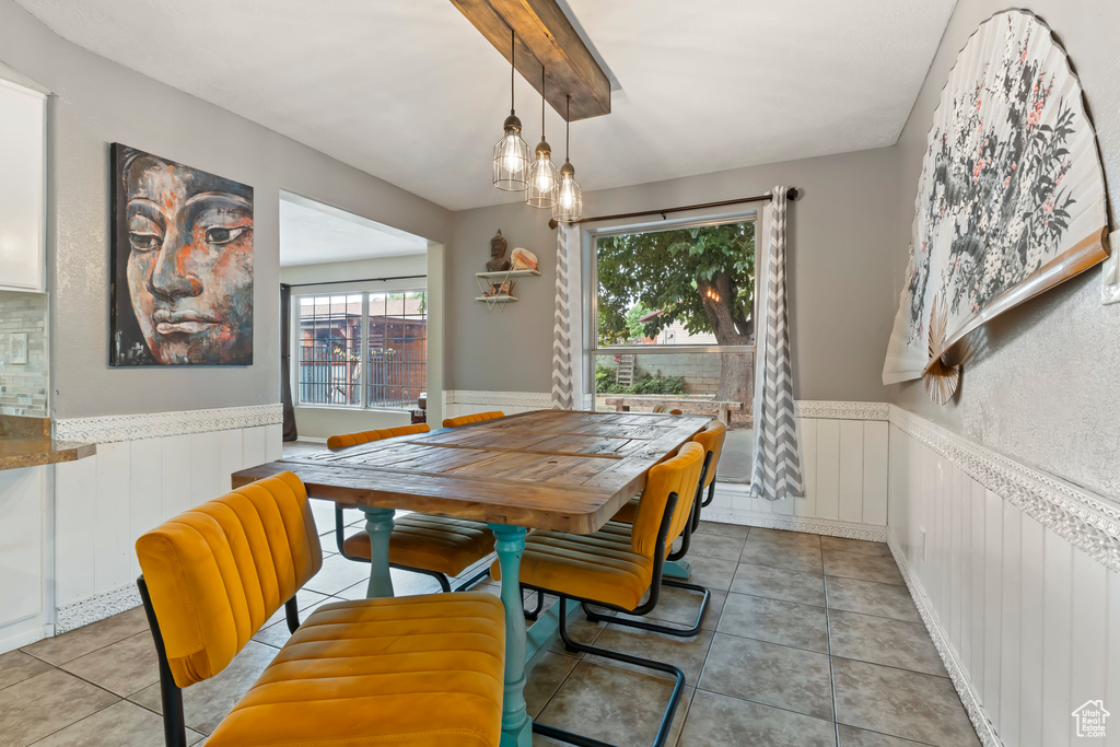 Photo 6 for MLS #2096598 at 283 S 400 West