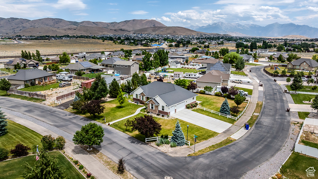 8768 N PEPPERGRASS DR Eagle Mountain, UT 84005