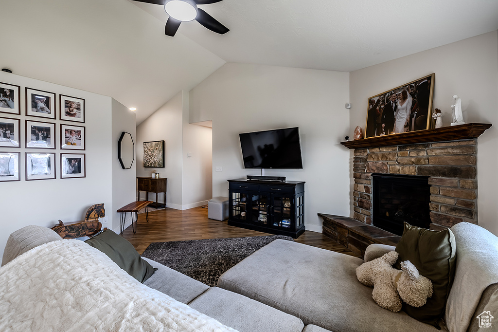 8768 N PEPPERGRASS DR Eagle Mountain, UT 84005