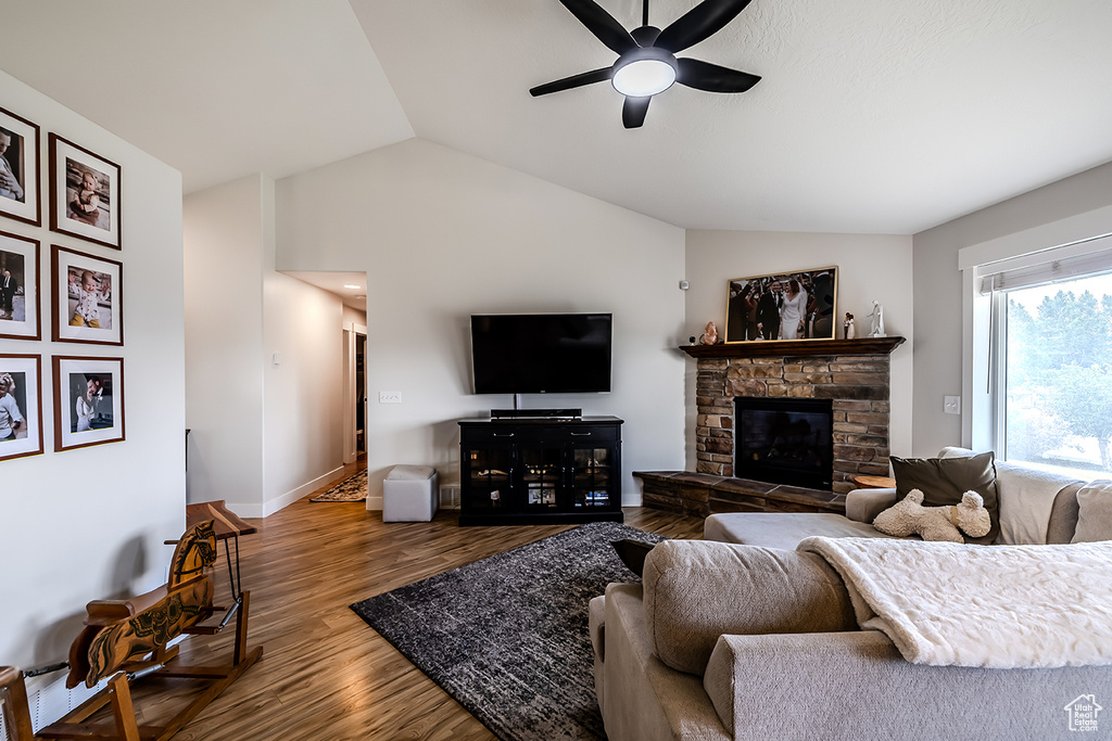 8768 N PEPPERGRASS DR Eagle Mountain, UT 84005