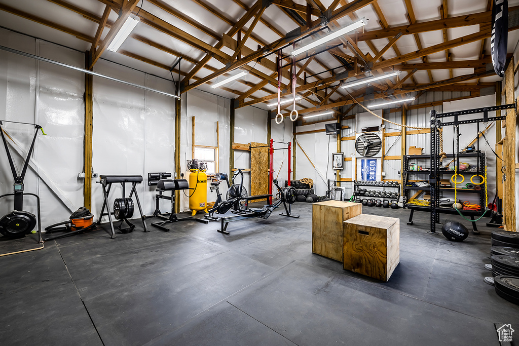 8768 N PEPPERGRASS DR Eagle Mountain, UT 84005
