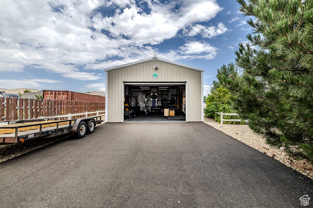 8768 N PEPPERGRASS DR Eagle Mountain, UT 84005