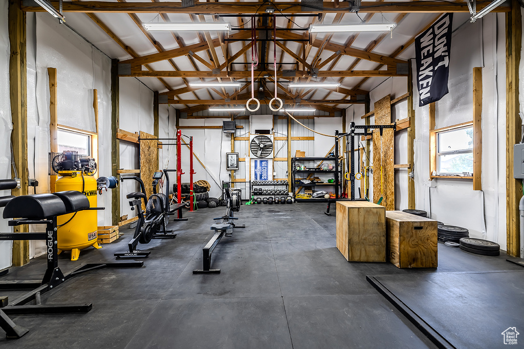 8768 N PEPPERGRASS DR Eagle Mountain, UT 84005