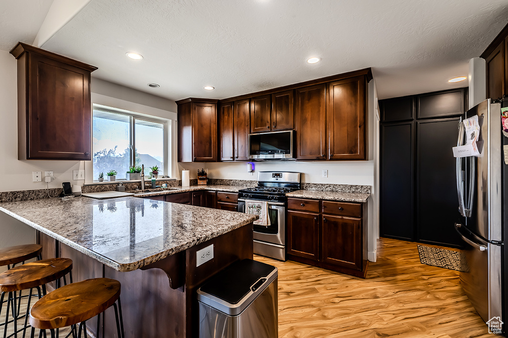 8768 N PEPPERGRASS DR Eagle Mountain, UT 84005
