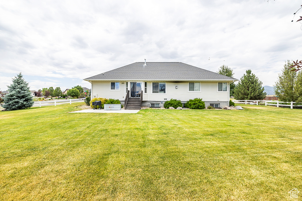 8768 N PEPPERGRASS DR Eagle Mountain, UT 84005