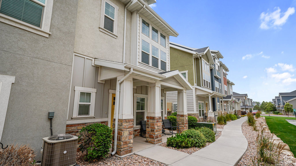 319 N 750 E Vineyard, UT 84059