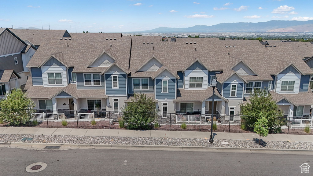 5681 W PELICAN RIDGE LN Salt Lake City, UT 84118