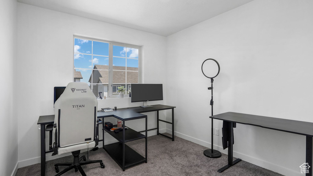 5681 W PELICAN RIDGE LN Salt Lake City, UT 84118