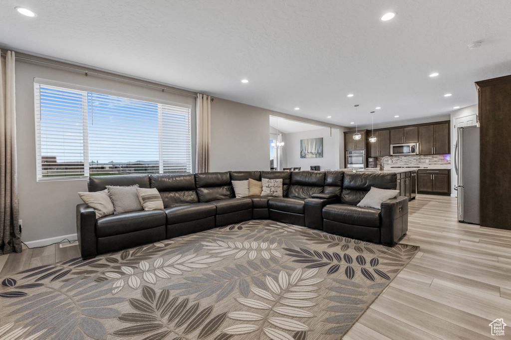 1316 E EARHART LN Eagle Mountain, UT 84005
