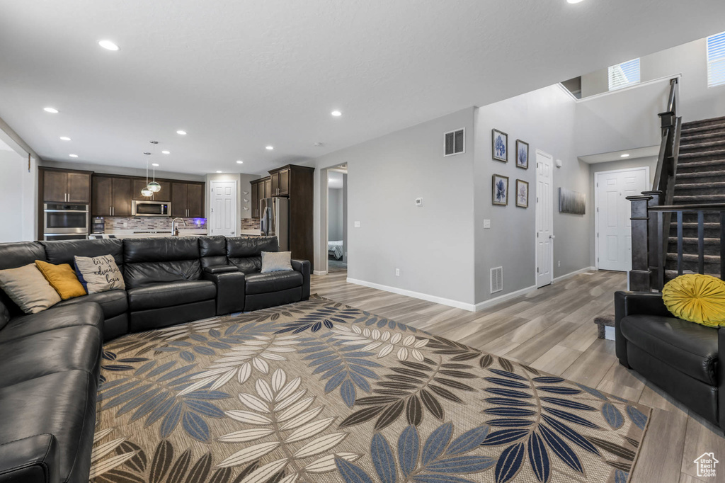 1316 E EARHART LN Eagle Mountain, UT 84005