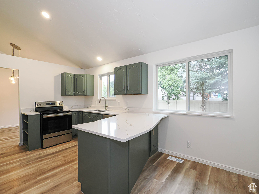 9971 S BORG DR Sandy, UT 84092