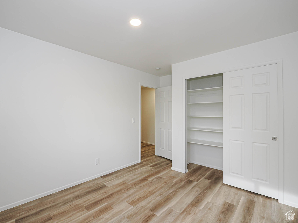 9971 S BORG DR Sandy, UT 84092