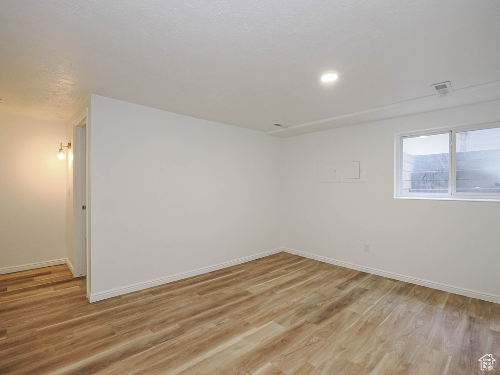 9971 S BORG DR Sandy, UT 84092