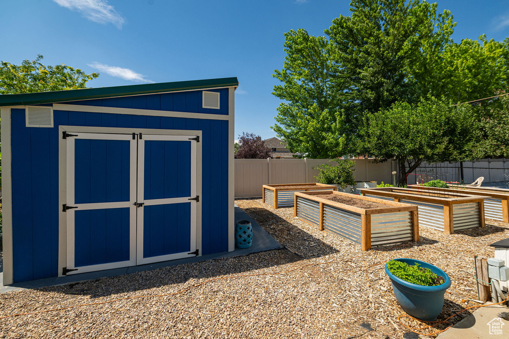 5883 S JARED WAY South Ogden, UT 84403