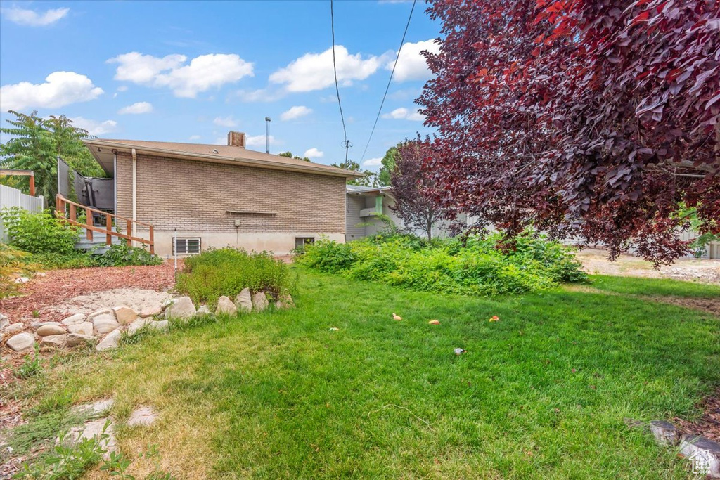 8296 S JACKSON ST Midvale, UT 84047