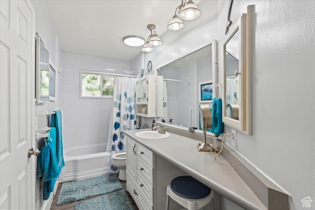 8296 S JACKSON ST Midvale, UT 84047