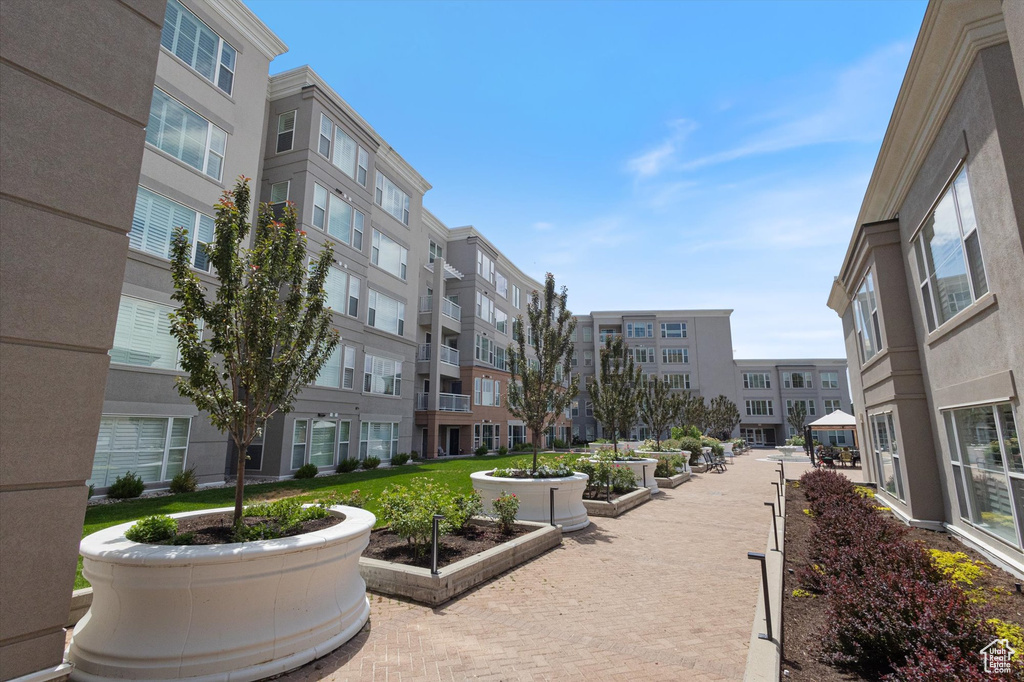 3075 E KENNEDY DR #315 Salt Lake City, UT 84108
